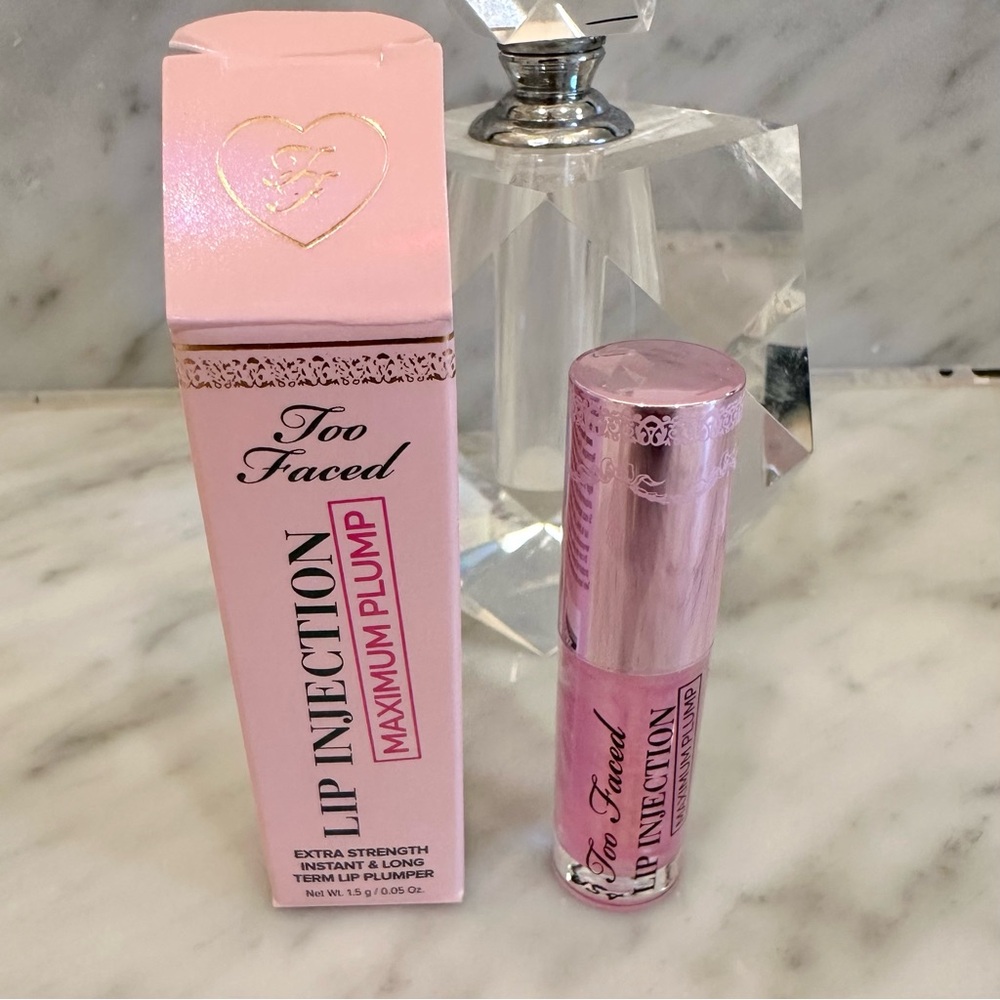 2/$12 * New Too Faced “Lip Injection Maximum Plump” Mini